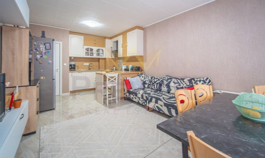 3 стаен апартамент в кв. Левски -  - снимка 10 - Имоти Премиер