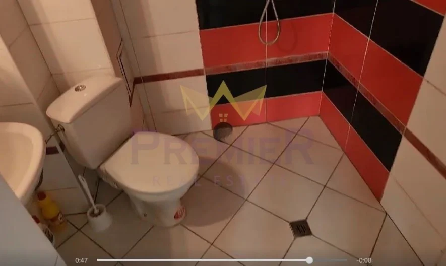 3-стаен тухлен апартамент до Базар Левски -  - снимка 12 - Имоти Премиер