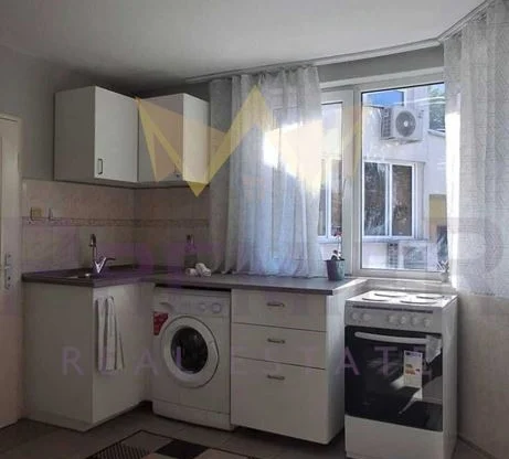 Агенция за недвижими имоти - Имоти Премиер - имот - 1223409, Цена: 400 EUR