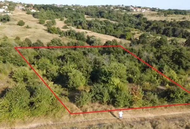 Агенция за недвижими имоти - Имоти Премиер - имот - 683839, Цена: 150000 EUR