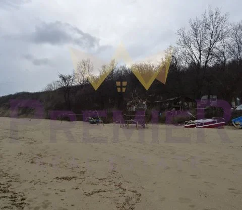 Агенция за недвижими имоти - Имоти Премиер - имот - 692713, Цена: 219437 EUR