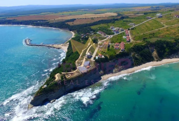 Агенция за недвижими имоти - Имоти Премиер - имот - 709893, Цена: 80000 EUR