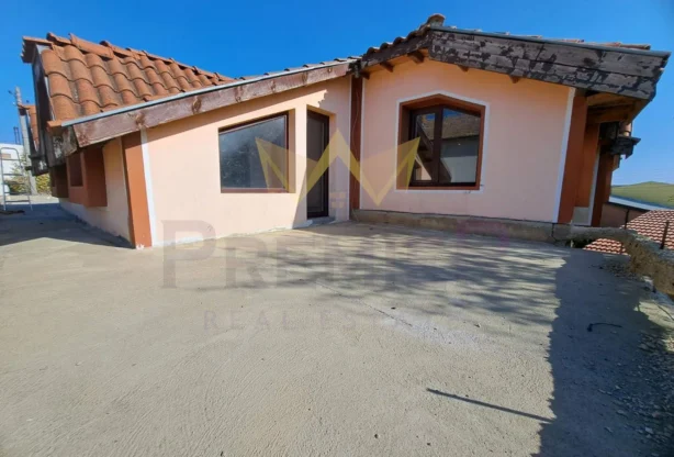 Агенция за недвижими имоти - Имоти Премиер - имот - 715131, Цена: 100000 EUR