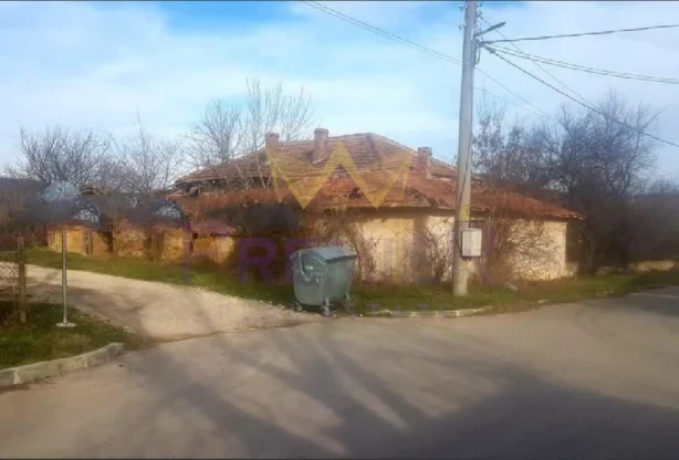 Агенция за недвижими имоти - Имоти Премиер - имот - 787001, Цена: 40000 EUR