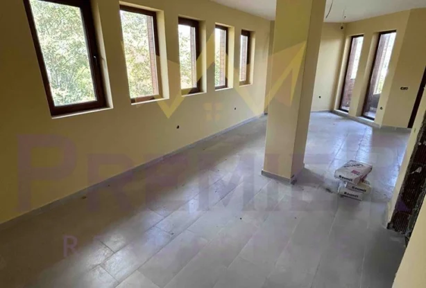 Агенция за недвижими имоти - Имоти Премиер - имот - 790311, Цена: 63000 EUR