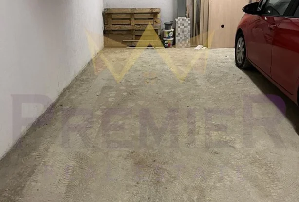 Агенция за недвижими имоти - Имоти Премиер - имот - 975750, Цена: 40000 EUR