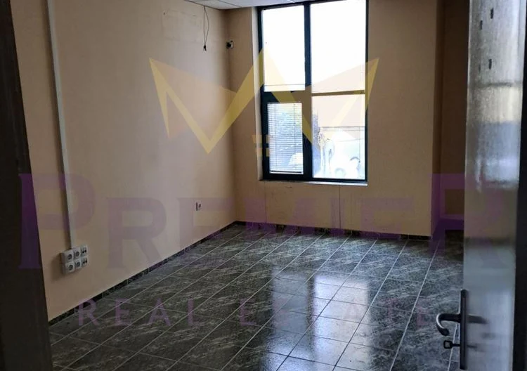 351307 - - снимка 8 - Имоти Премиер