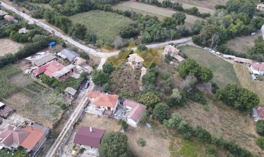 352016 -  - снимка 2 - Имоти Премиер