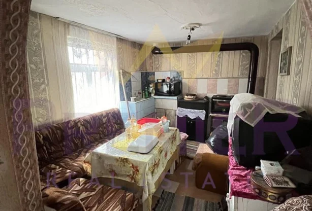 Агенция за недвижими имоти - Имоти Премиер - имот - 957666, Цена: 35000 EUR