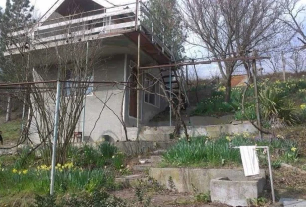 Агенция за недвижими имоти - Имоти Премиер - имот - 895263, Цена: 46600 EUR