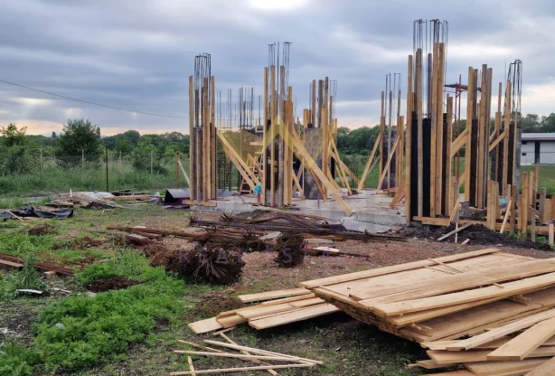 Агенция за недвижими имоти - Имоти Премиер - имот - 895486, Цена: 225000 EUR