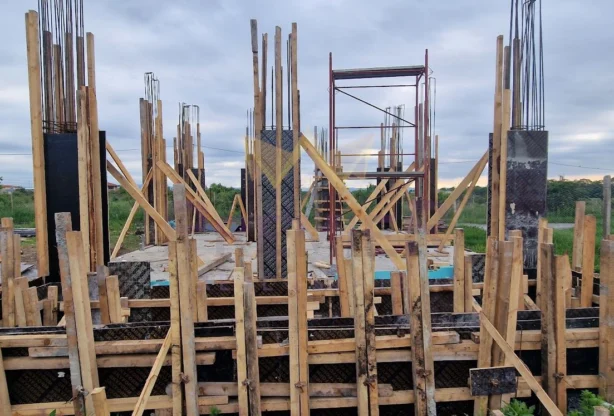 Агенция за недвижими имоти - Имоти Премиер - имот - 895486, Цена: 225000 EUR