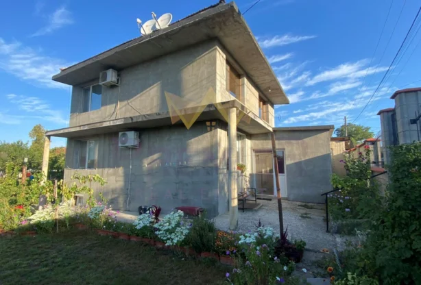 Агенция за недвижими имоти - Имоти Премиер - имот - 934944, Цена: 186500 EUR