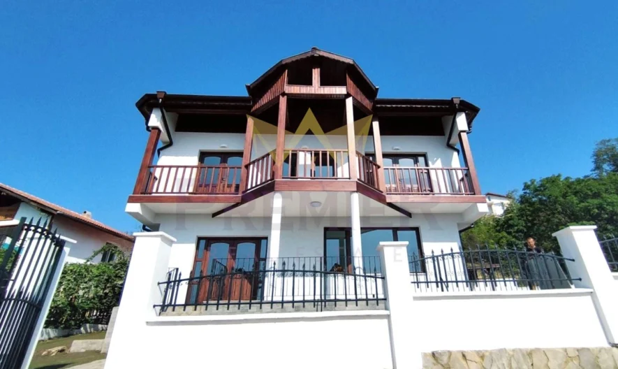 361011 -  - снимка 5 - Имоти Премиер