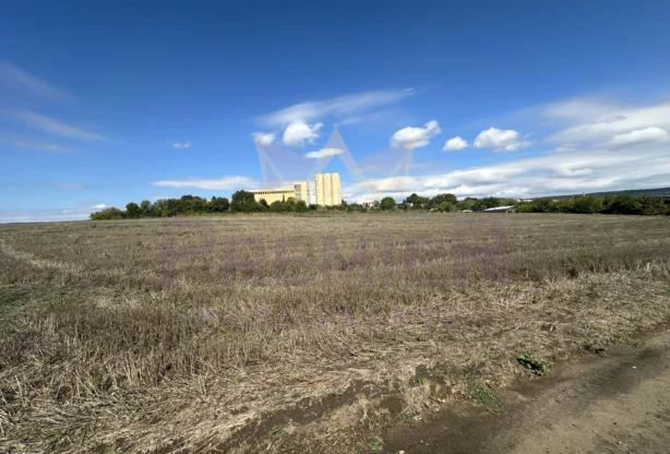 Агенция за недвижими имоти - Имоти Премиер - имот - 940230, Цена: 378576 EUR