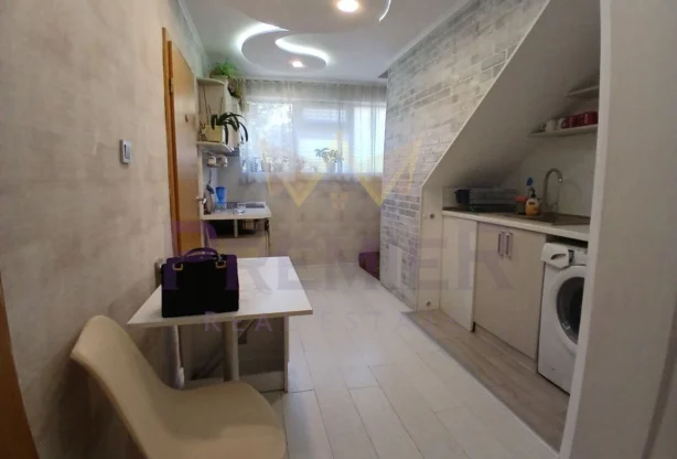 Агенция за недвижими имоти - Имоти Премиер - имот - 1070788, Цена: 715.8088 EUR