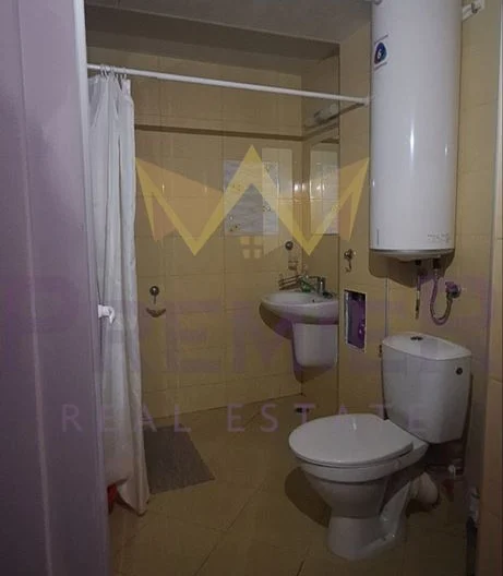 366814 - - снимка 10 - Имоти Премиер