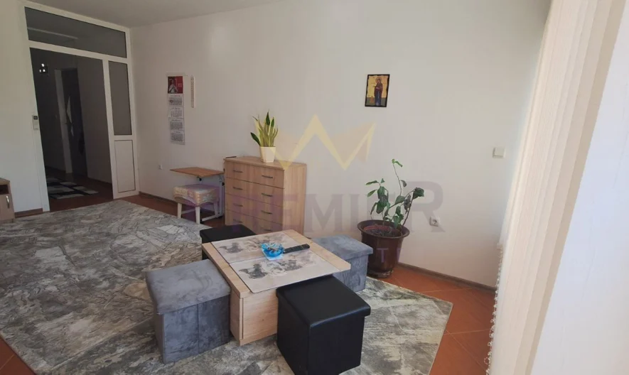 366814 - - снимка 8 - Имоти Премиер