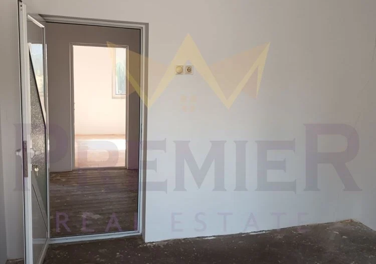 368240 -  - снимка 7 - Имоти Премиер