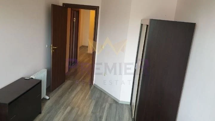 368693 -  - снимка 9 - Имоти Премиер