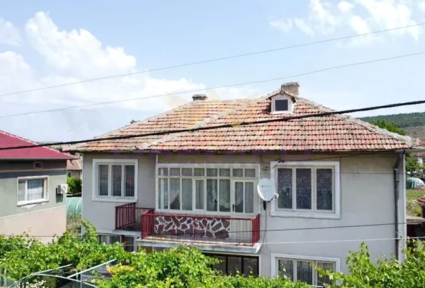 Агенция за недвижими имоти - Имоти Премиер - имот - 1034964, Цена: 186500 EUR