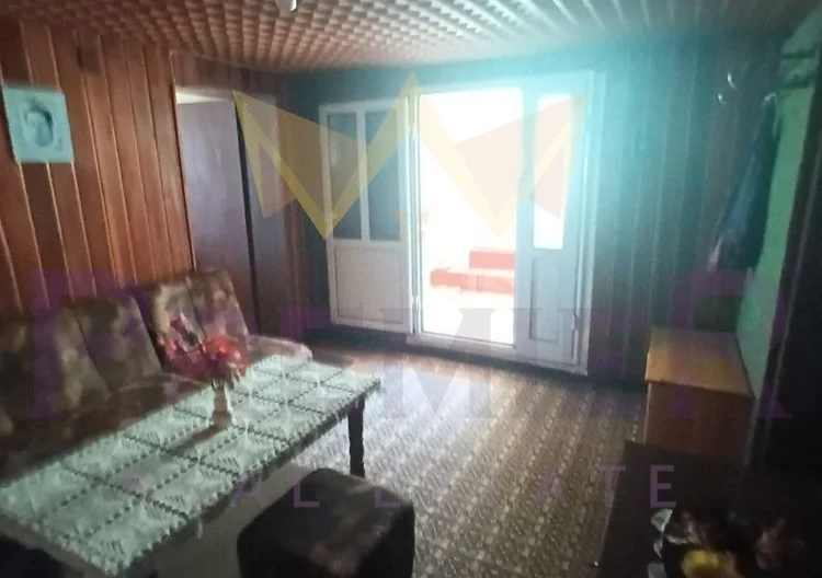 370001 -  - снимка 12 - Имоти Премиер