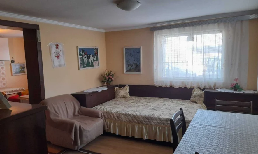 370001 -  - снимка 8 - Имоти Премиер