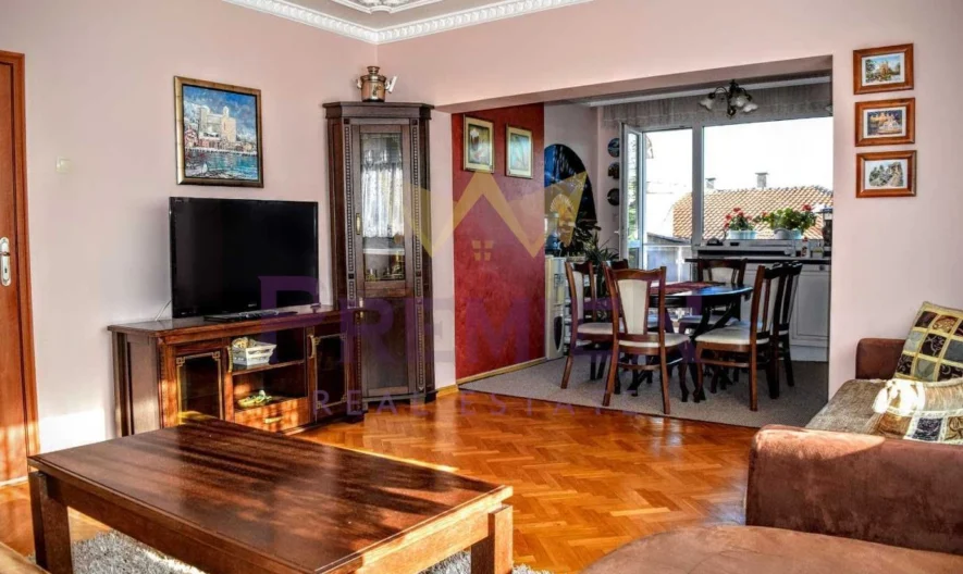 370443 -  - снимка 8 - Имоти Премиер