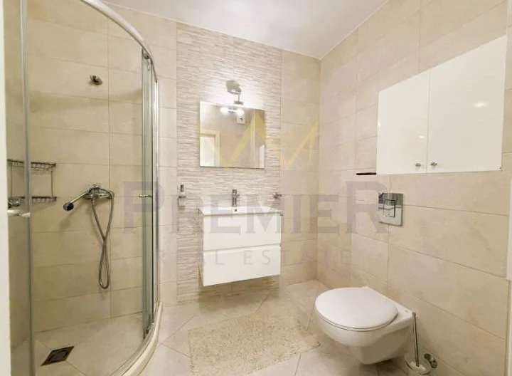 370541 -  - снимка 8 - Имоти Премиер