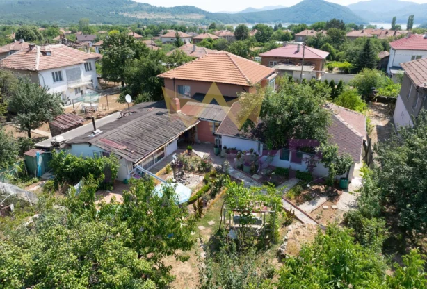 Агенция за недвижими имоти - Имоти Премиер - имот - 1044499, Цена: 199500 EUR