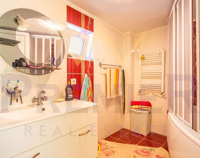 370781 -  - снимка 27 - Имоти Премиер