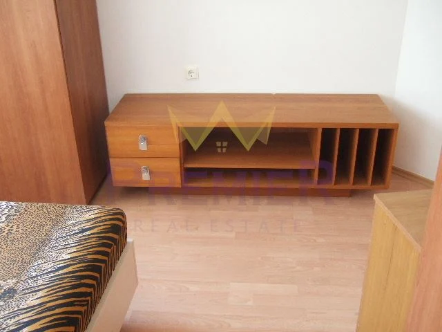 370905 -  - снимка 15 - Имоти Премиер