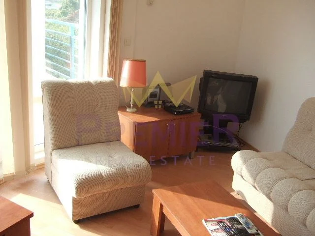 370905 -  - снимка 8 - Имоти Премиер