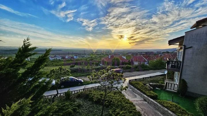 374007 -  - снимка 7 - Имоти Премиер