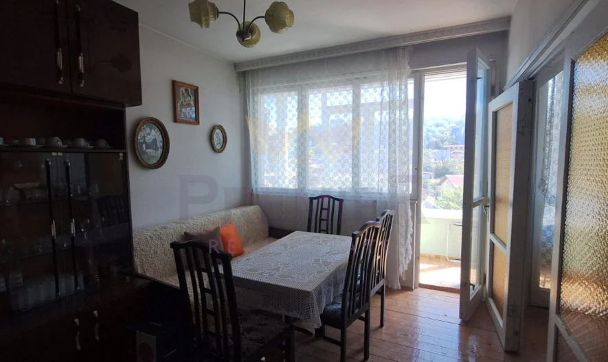 374056 - - снимка 3 - Имоти Премиер