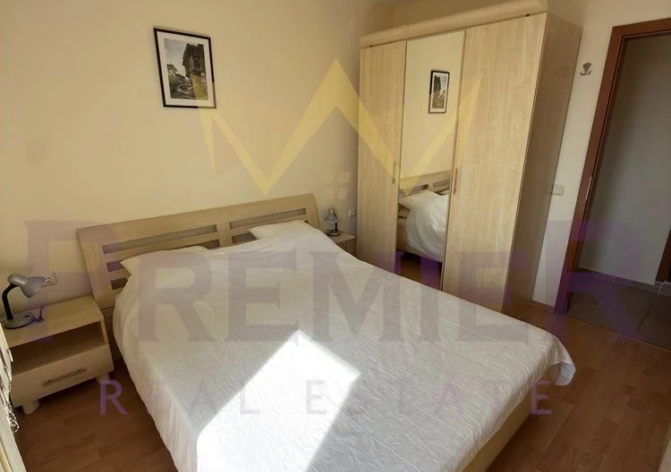 374294 -  - снимка 11 - Имоти Премиер