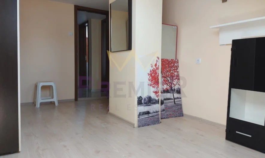 374448 -  - снимка 3 - Имоти Премиер