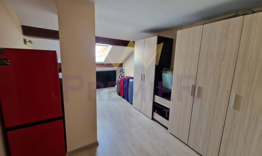 374448 -  - снимка 8 - Имоти Премиер