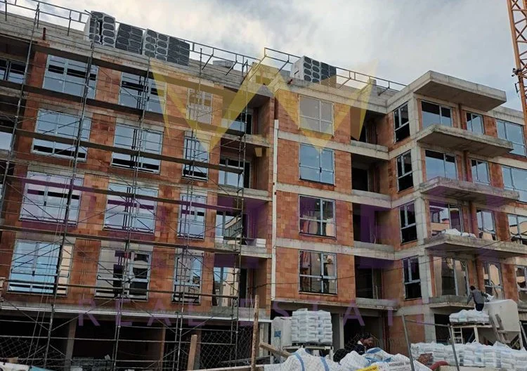 374485 - - снимка 2 - Имоти Премиер