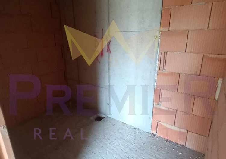 374485 - - снимка 9 - Имоти Премиер