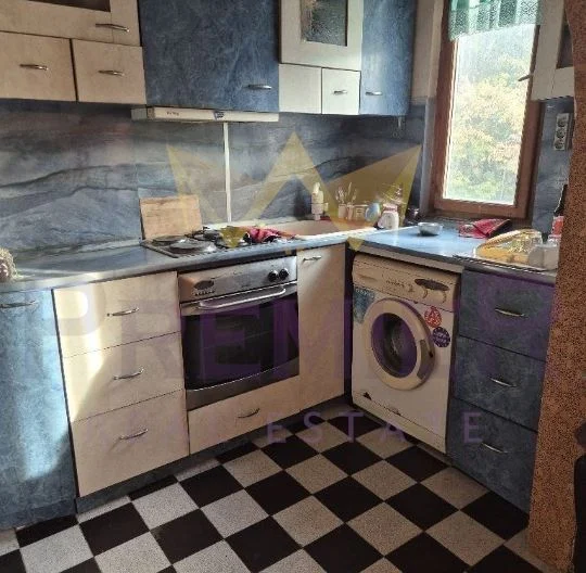 Обява за имот 1156124, Площ: 100 м<sup>2</sup>, Цена: 400000 EUR - Апартаменти Варна Гръцка махала