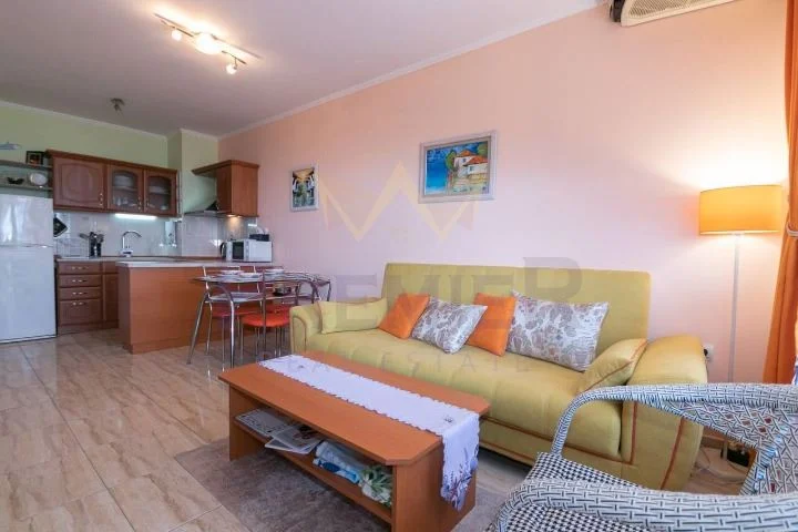 376981 -  - снимка 6 - Имоти Премиер