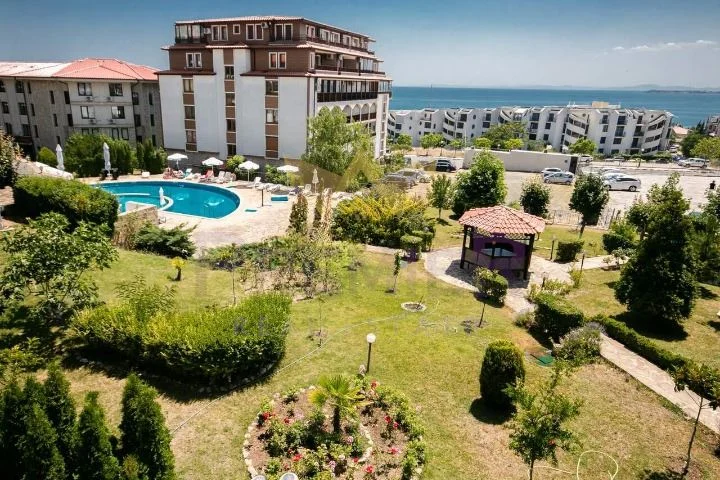 376981 -  - снимка 9 - Имоти Премиер