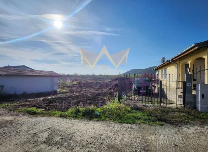 377233 -  - снимка 4 - Имоти Премиер