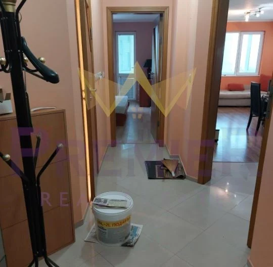 377775 - - снимка 9 - Имоти Премиер