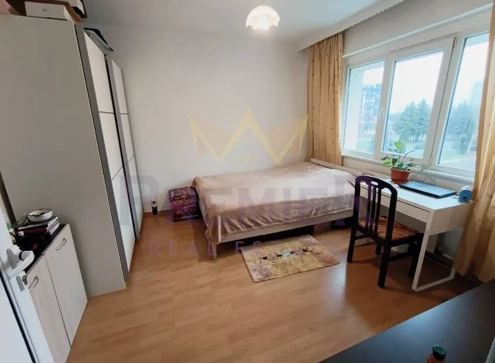 377811 -  - снимка 6 - Имоти Премиер