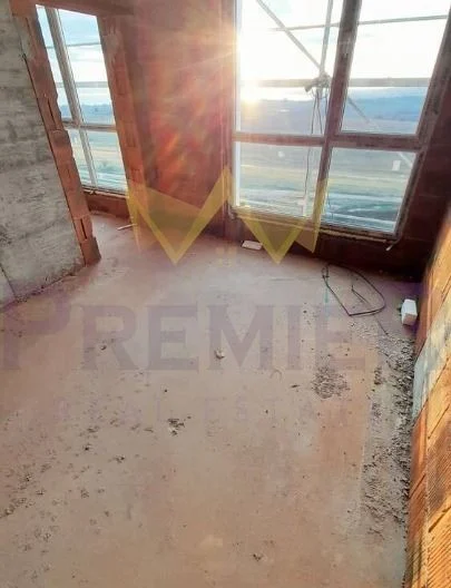 377921 -  - снимка 4 - Имоти Премиер