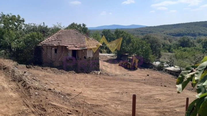 Агенция за недвижими имоти - Имоти Премиер - имот - 1156594, Цена: 72600 EUR