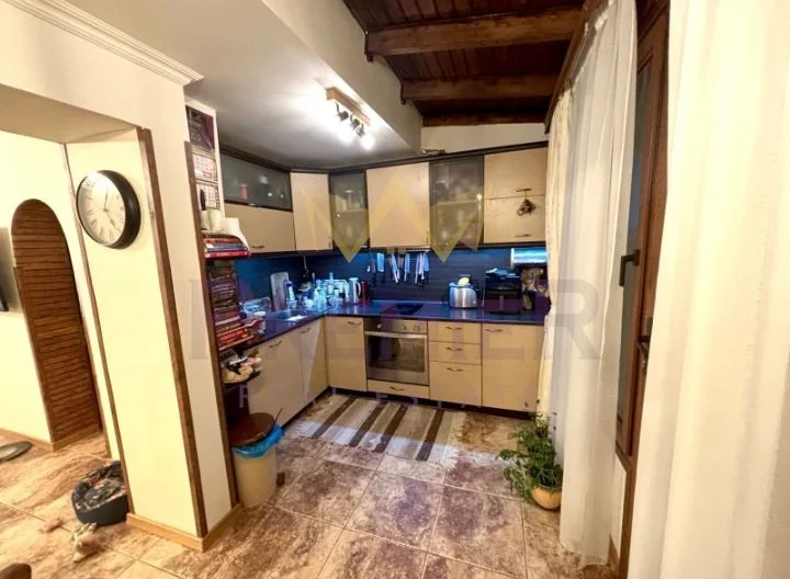 378366 - - снимка 9 - Имоти Премиер