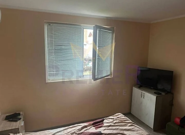 379919 -  - снимка 5 - Имоти Премиер